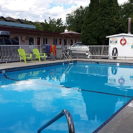 Swiss Sunset Inn Penticton Ngoại thất bức ảnh
