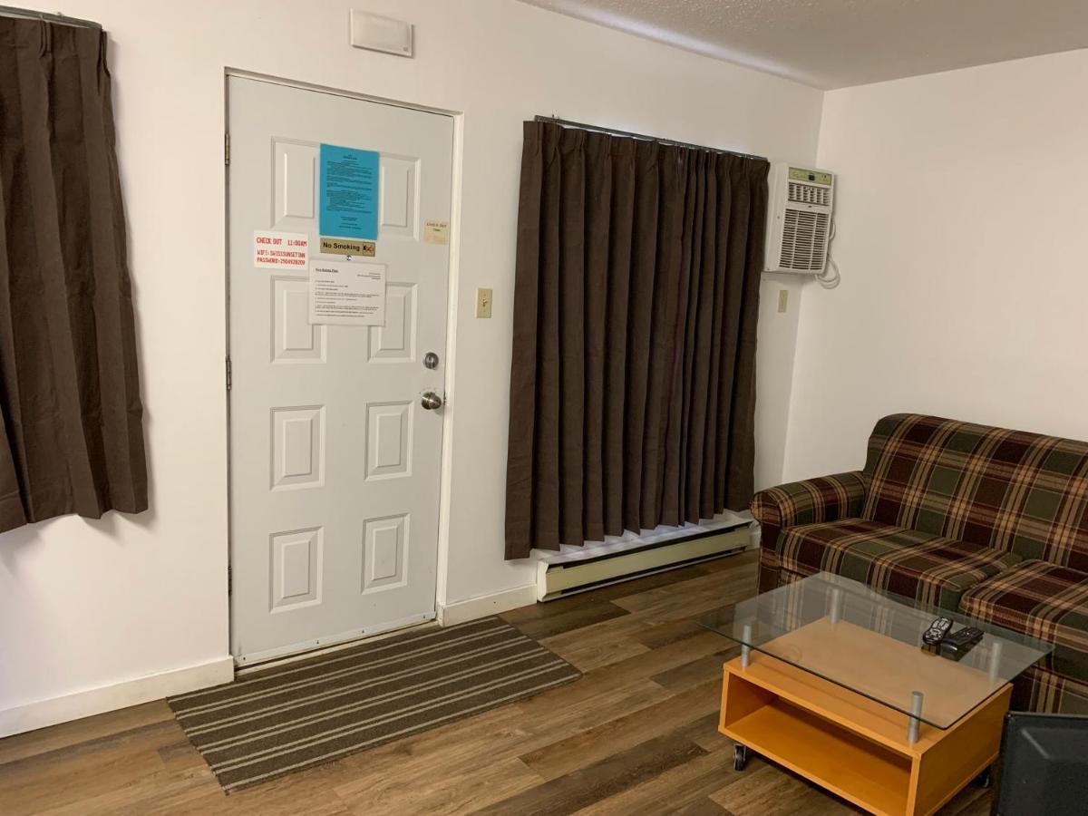 Swiss Sunset Inn Penticton Ngoại thất bức ảnh