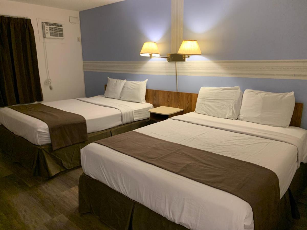 Swiss Sunset Inn Penticton Ngoại thất bức ảnh